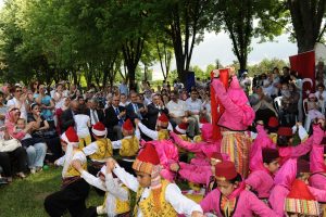 Botanik park &ccedil;evreci &ccedil;ocuklarla şenlendi