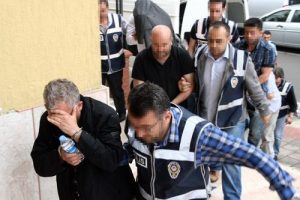 Sahte i&ccedil;kiyi 'şifre' yakalattı