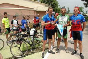 Alman bisiklet&ccedil;iler dostluk i&ccedil;in pedal &ccedil;evirdiler