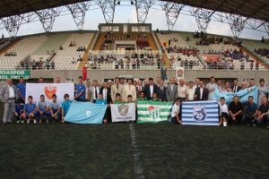 2. Balkan Kupası dostluk mesajları ile başladı