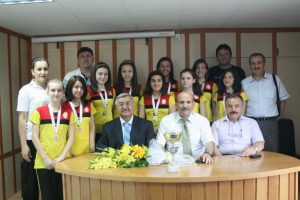 Canaydın İlk&ouml;ğretimin kızları T&uuml;rkiye şampiyonu