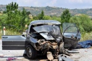Katliam gibi kaza: 3 &ouml;l&uuml;, 4 yaralı