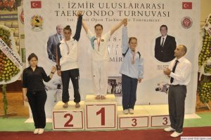 Osmangazi'nin kızları başarıya doymuyor