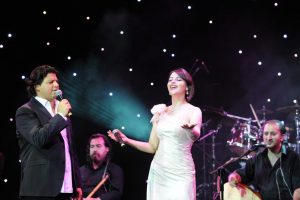 Zara-Kubat aynı sahneyi paylaştılar