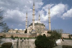 Diyanet, Mira&ccedil; Kandili programını Bursa'da yapacak