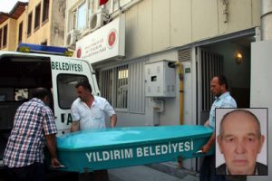 Yaşlı adamın &ouml;l&uuml;m&uuml;nde doktor ihmali var mı?