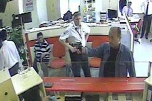 Bakırk&ouml;y'deki  bankayı b&ouml;yle soydu