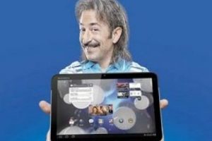Cem Yılmaz yine face'ten g&ouml;sterecek