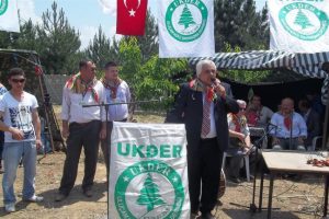 Dağ y&ouml;resine destek veren gazetecilere &ouml;d&uuml;l