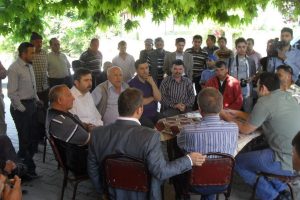 G&uuml;nd&uuml;zl&uuml; k&ouml;yl&uuml;lerinin yeni yol tepkisi