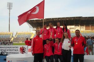 Cem Sultan &ouml;ğrencileri D&uuml;nya Şampiyonu oldu