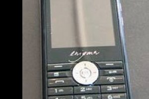 Dinlenemeyen telefon satışa sunuluyor