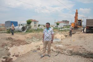 İsmail Hakkı Bey Bulvarı'na kanalizasyon şebekesi d&ouml;şeniyor