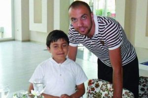 Alışverişi kazandı Sercan ile yemekte buluştu