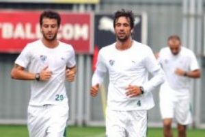 Bursaspor, hazırlıklarını s&uuml;rd&uuml;r&uuml;yor