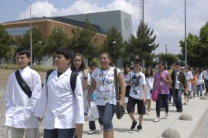 U&Uuml; &Ccedil;ocuk &Uuml;niversitesi ders başı yaptı