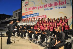 Nil&uuml;fer'de t&uuml;rk&uuml;ler ge&ccedil;idi