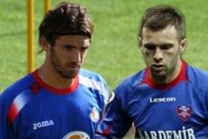 İbrahim Kaş ve Hakan &Ouml;zmert Bursaspor'da