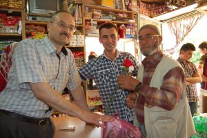 Ak Partililer teşekk&uuml;r turunda