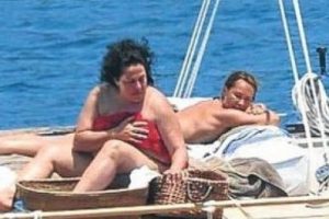 H&uuml;lya &uuml;sts&uuml;z g&uuml;neşlendi