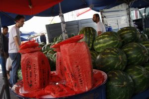 Ucuzlayan karpuz piyasayı alt&uuml;st etti