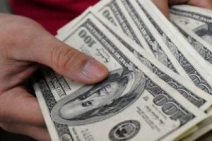 Dolar 27 ay sonra 1.65'i aştı!