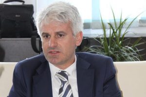 H&uuml;seyin Şahin'e meclis'te &ouml;nemli g&ouml;rev