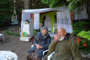 Oksijen t&uuml;p&uuml; ile Uludağ'da yaşıyor