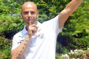 Kirita'dan seyircisiz ma&ccedil; isyanı