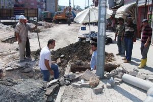 Patlayan doğalgaz borusu b&uuml;y&uuml;k panik yaşattı