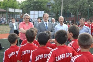 Başkan Altepe'den minik sporculara moral