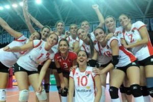 T&uuml;rkiye finalde!
