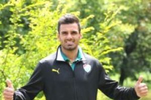 Uzun yıllar Bursaspor forması giymek istiyorum