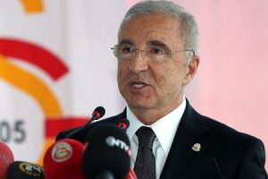 &Uuml;nal Aysal'dan m&uuml;thiş &ccedil;ıkış!