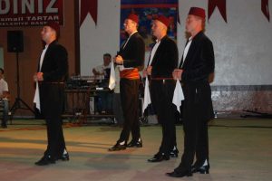 T&uuml;rk boylarından renkli festival