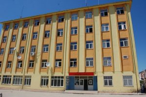 Harmancık'ta kamu binaları kapatılıyor
