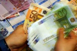 Euro'nun kaderi &ccedil;iziliyor