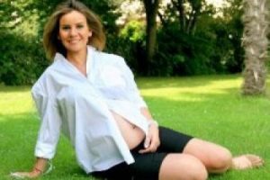 Esra Erol anne oldu