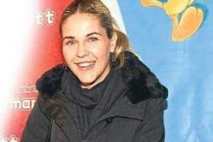 Emine &Uuml;n fel&ccedil; ge&ccedil;irdi