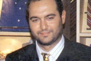 İşadamının yolunu kesip ka&ccedil;ırdılar