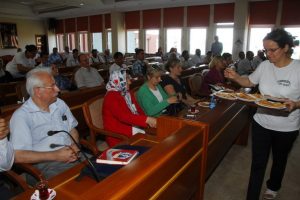 Keskin'den vatandaşla 5 &ccedil;ayı