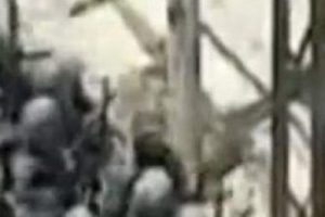 G&ouml;stericilerin &uuml;zerine ateş a&ccedil;ıldı