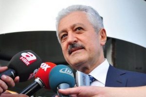 Futbolda b&uuml;y&uuml;k temizlik