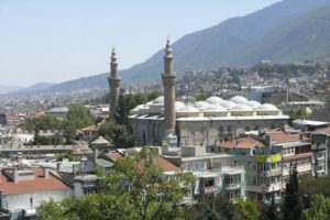Tarihe ışık tutan camilerimiz