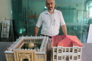 &Ccedil;&ouml;pten saraylar yapıyor