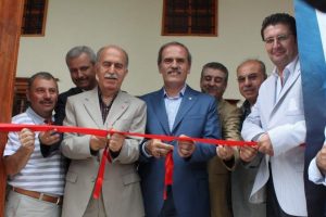 Bursa'da tarihi yapılar ayağa kalkıyor