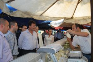 Osmangazi'de pazarlar kayıt altına alıyor