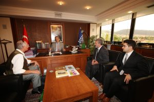 Altepe'den Hırvat m&uuml;sl&uuml;manlara moral