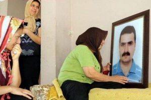 Cenazesi kargodan &ccedil;ıkmadı