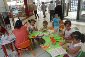 Minikler Balkabağım'la hem boyadı hem eğlendi